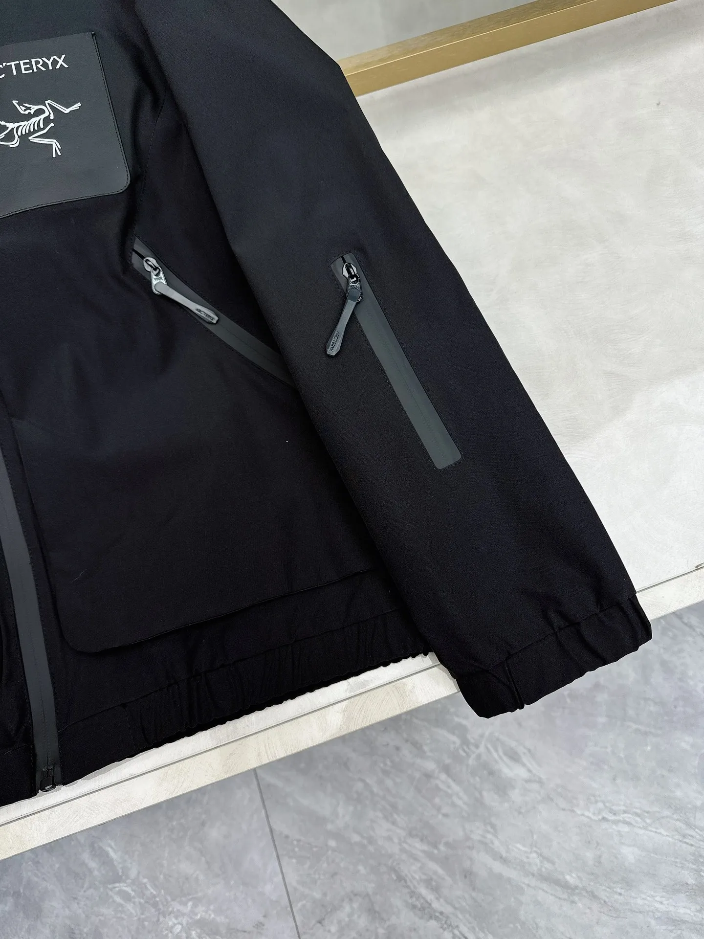 Same Style， ， 2026 New Arrival ， Original Premium Breathable ， ， ， Quality。 ， Sizes：M～3XL